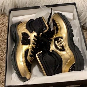 CHANEL sneakers Gold/black AUTHENTIC!! Size 36.5
